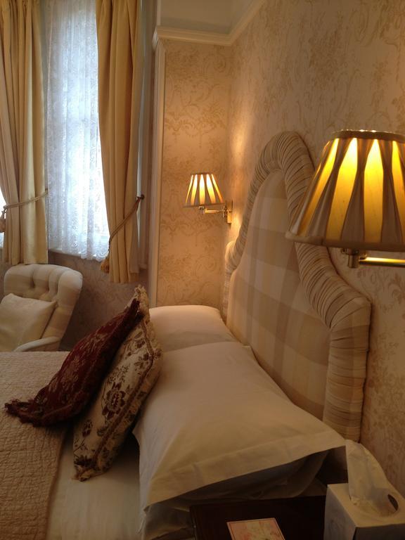 Brayscroft House Hotel Истборн Стая снимка